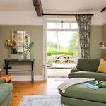 Ellis House *
