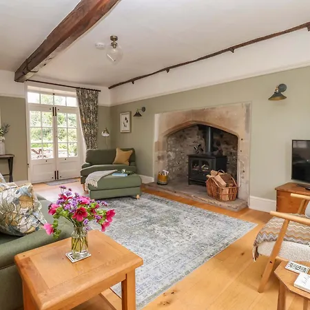 بيت للعطل Ellis House