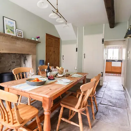 Ellis House 펜션 *