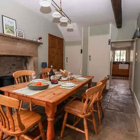 Ellis House 펜션 *