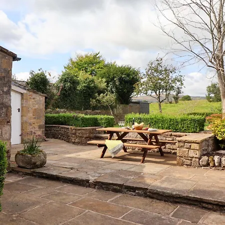 Ellis House * Airton