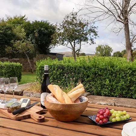 Ellis House 펜션 *